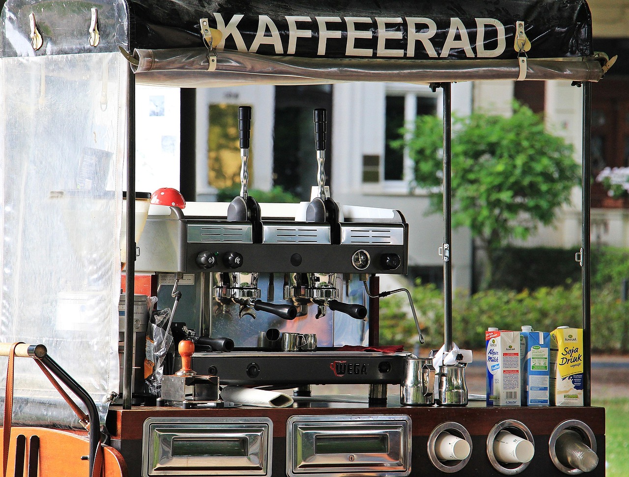 Read more about the article Ide Usaha Gerobak Kopi Keliling: Modal Rp3 Juta, Titik Laku, dan Hitungan Untung Harian