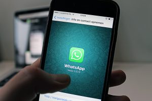 Read more about the article Cara Pakai WhatsApp Business untuk Jualan: Panduan Lengkap UMKM